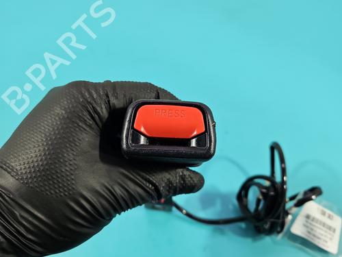 Front left seatbelt SUZUKI SX4 S-Cross (JY) 1.4 Hybrid (Mild Hybrid) AllGrip (AKK 414) | BP37832475I26 - Image 3