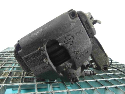 Used Right front brake caliper Right front brake caliper 37894740 37894740