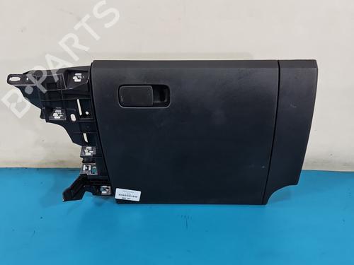 cupobject-holder-vw-up-121-122-bl1-bl2-bl3-123-2011-37825087 main image