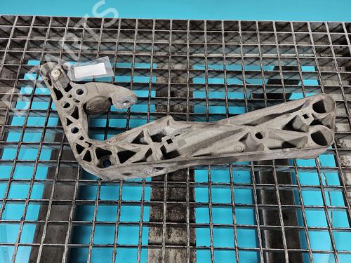 Gearbox mount BMW 5 (G30, F90) 520 d xDrive | BP37829353M88 - Image 3