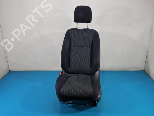 left-front-seat-nissan-pulsar-hatchback-c13-2014-37849559 main image