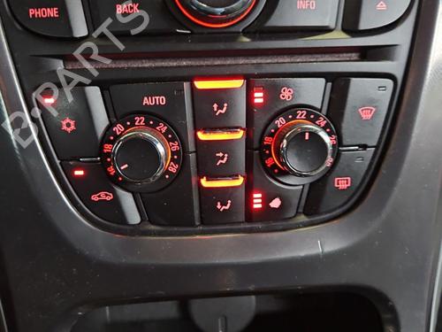 Used Climate control Climate control OPEL ASTRA J Sports Tourer (P10) 1.7 CDTI (35) (125 hp) 38123599 38123599