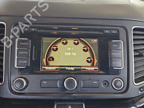 Used Radio Radio 38127536 38127536
