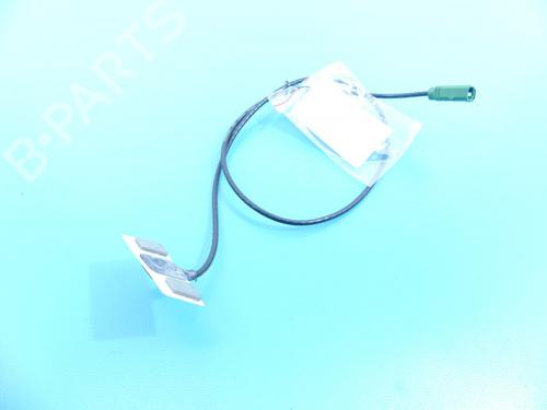 Antena/Base Antena/Base TESLA MODEL S (5YJS) 70D AWD (525 hp) 37879975 37879975