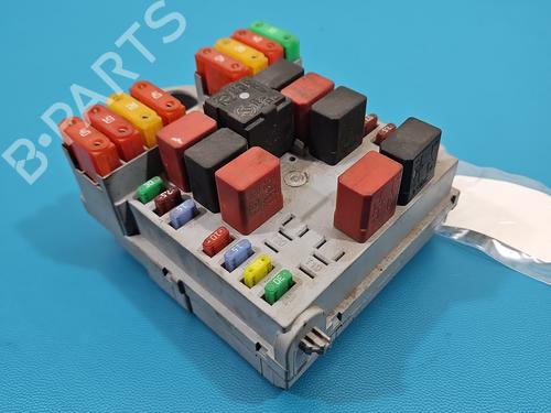 Used Fuse box Fuse box 37828462 37828462
