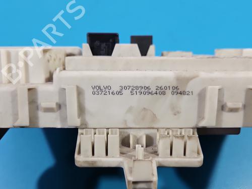 Fuse box VOLVO V50 (545) 2.0 D | BP38325657E1 - Image 5