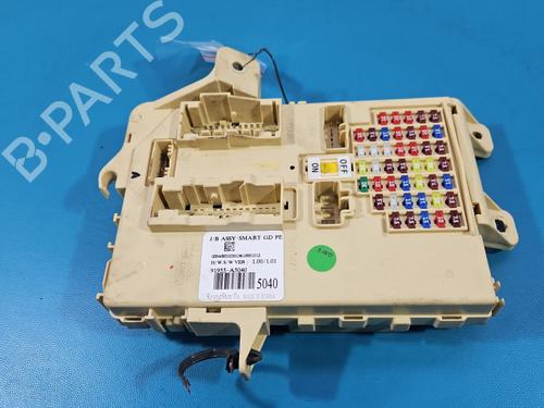 Fuse box HYUNDAI i30 (GD) | BP39912110E1 - Image 3
