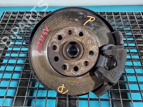 Used Right front steering knuckle Right front steering knuckle 37821832 37821832