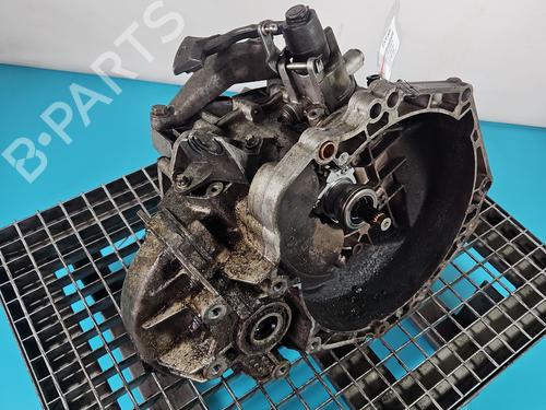 gearbox-opel-astra-j-p10-2009-2010-2011-2012-2013-2014-2015-2016-37844740 main image