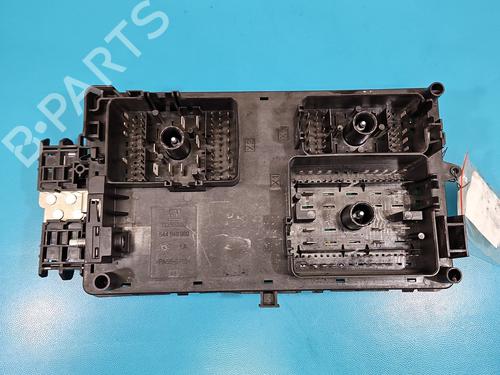 Fuse box OPEL INSIGNIA A (G09) 2.0 CDTI (68) | BP37838678E1 - Image 3