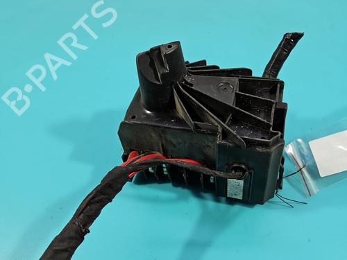 Fuse box SKODA RAPID Spaceback (NH1) 1.4 TDI | BP37859074E1 - Image 6