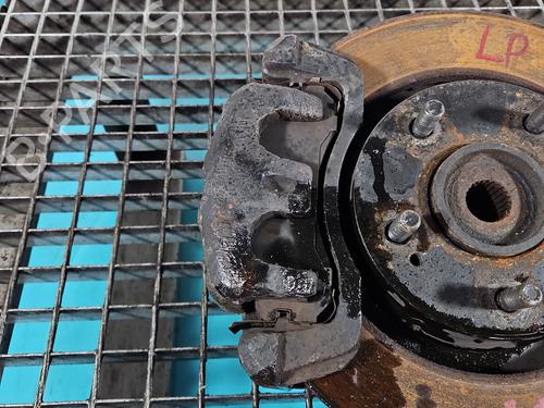 left-front-brake-caliper-mitsubishi-outlander-i-cu_w-2001-2002-2003-2004-2005-2006-2007-2008-37831351 main image