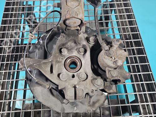 Left front steering knuckle FORD MONDEO V Turnier (CF) | BP38131703M25 - Image 2