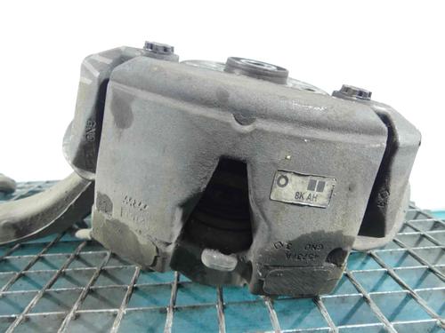 Used Right front brake caliper Right front brake caliper 37895489 37895489