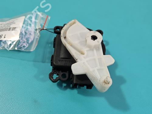 Heater blower motor FORD MONDEO V Saloon (CD) 2.0 Hybrid | BP37837284M62 - Image 2