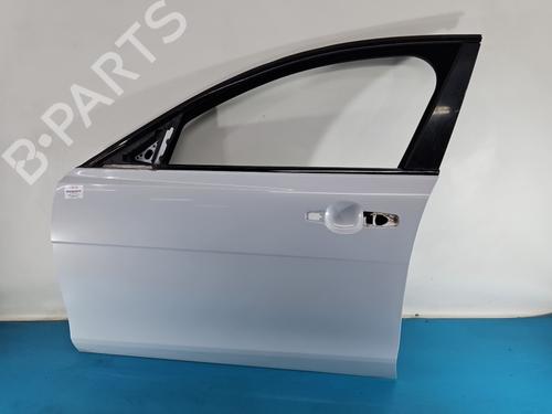 dr-venstre-fortil-jaguar-xe-x760-2015-37826172 main image