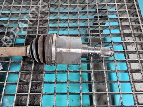Left front driveshaft VOLVO V40 Hatchback (525) D4 | BP38138665M38 - Image 2