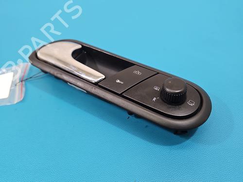 Used Front left interior door handle Front left interior door handle 37859761 37859761