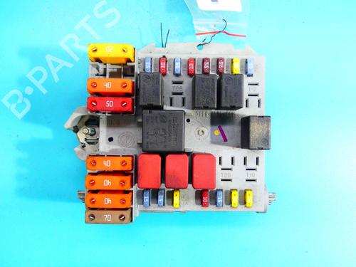 Used Fuse box Fuse box 37807979 37807979