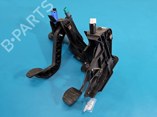 Used Pedal Pedal 38147062 38147062