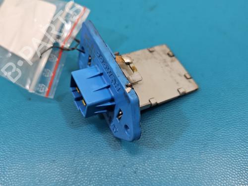 Used Heater resistor Heater resistor KIA STONIC (YB) 1.2 CVVT (84 hp) 40256582 40256582