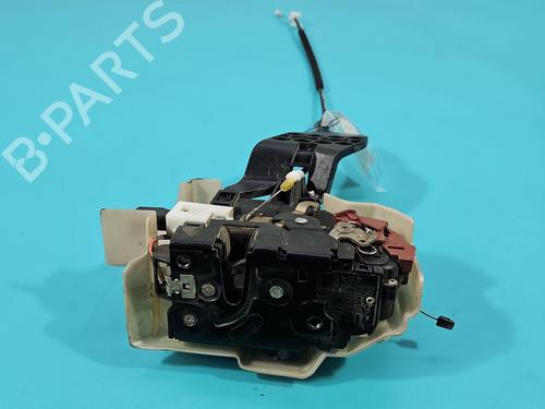 front-right-lock-porsche-cayenne-9pa-2002-2003-2004-2005-2006-2007-2008-2009-2010-37845326 main image