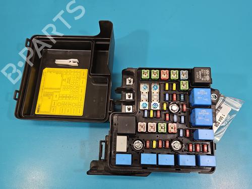 Fuse box KIA CEE'D SW (ED) 2.0 CRDi 140 | BP37835676E1 - Image 3