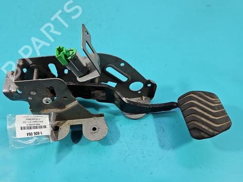 Used Pedal Pedal 39171056 39171056