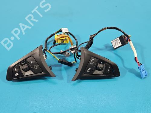 Used Steering wheel controls Steering wheel controls OPEL ASTRA K Sports Tourer (B16) 1.6 CDTi (35) (110 hp) 39720367 39720367