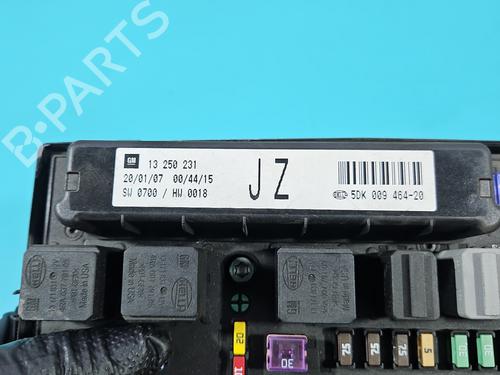 Fuse box OPEL ASTRA H GTC (A04) 1.8 (L08) | BP37847730E1  - Image 8
