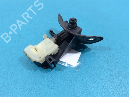 Used Fuel door actuator Fuel door actuator 38153220 38153220
