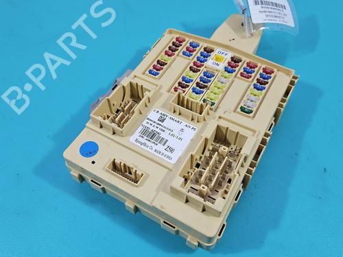Used Fuse box Fuse box 37835936 37835936
