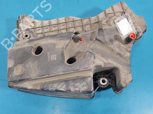 AdBlue-tank AdBlue-tank MERCEDES-BENZ E-CLASS (W213) E 220 d 4-matic (213.005) (194 hp) 37835005 37835005