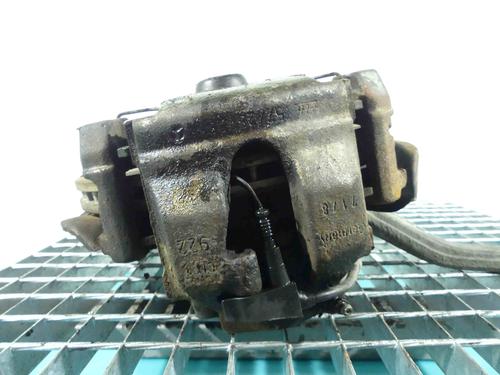 Used Right front brake caliper Right front brake caliper 37888497 37888497