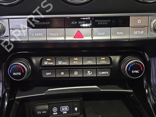 Used Climate control Climate control 38146636 38146636