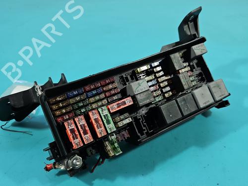 Used Fuse box Fuse box 37823517 37823517