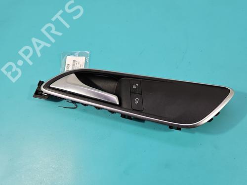 Used Front left interior door handle Front left interior door handle 37832594 37832594