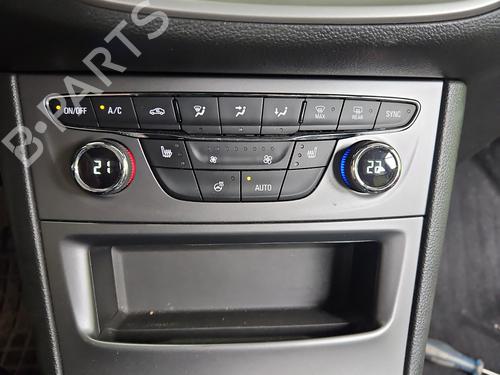 Used Climate control Climate control 39067245 39067245
