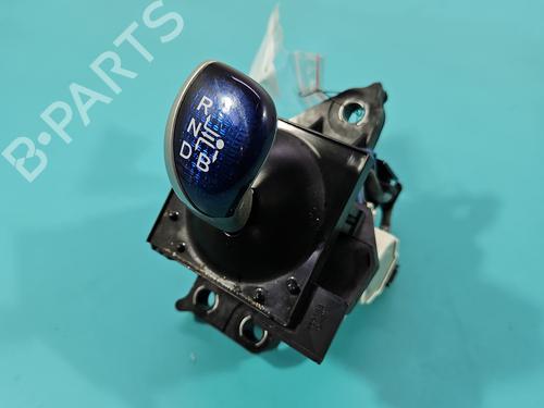 gear-lever-toyota-auris-_e18_-2012-2013-2014-2015-2016-2017-2018-2019-37830098 main image