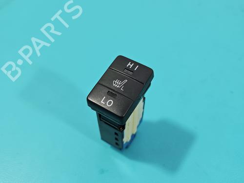 other-toyota-auris-estate-_e18_-2013-2014-2015-2016-2017-2018-37838485 main image