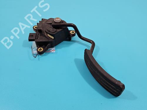 pedal-renault-clio-iii-br01-cr01-2005-2006-2007-2008-2009-2010-2011-2012-2013-2014-37812461 main image