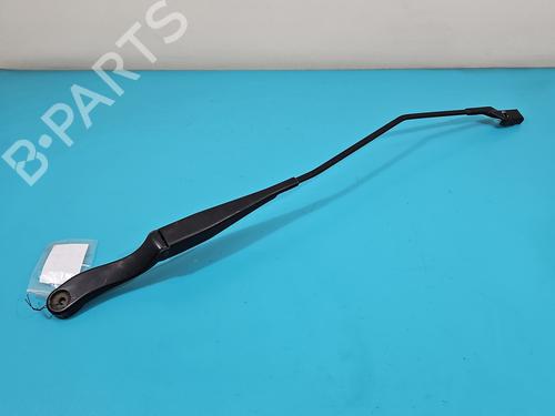 Used Front windshield wiper arm Front windshield wiper arm 38124369 38124369