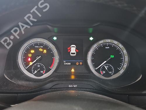 instrument-cluster-skoda-karoq-nu7-nd7-2017-38119764 main image