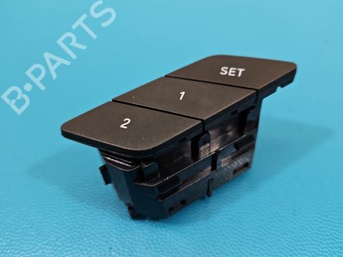 Switch BMW X1 (U11) iX1 xDrive 30 | BP37839887I30 - Image 1
