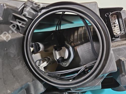 Left headlight FORD KUGA I 2.0 TDCi | BP38145224C28 - Image 8