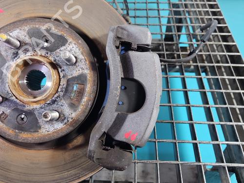 Used Right front brake caliper Right front brake caliper KIA STONIC (YB) 1.2 CVVT (84 hp) 40015130 40015130