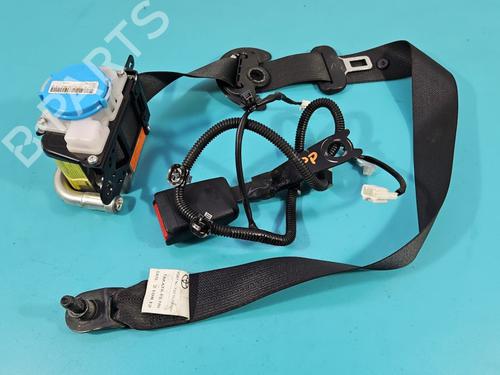 Used Front right seatbelt Front right seatbelt TOYOTA YARIS (_P13_) 1.0 (KSP130_, KSP130) (69 hp) 38151262 38151262
