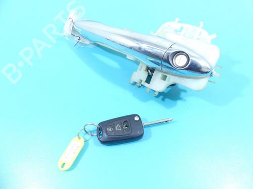 front-left-exterior-door-handle-kia-sportage-iii-sl-2009-2010-2011-2012-2013-2014-2015-2016-2017-37810021 main image