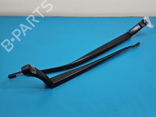 front-windshield-wiper-arm-toyota-auris-_e18_-2012-2013-2014-2015-2016-2017-2018-2019-37824177 main image
