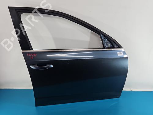 Used Right front door Right front door 38961900 38961900